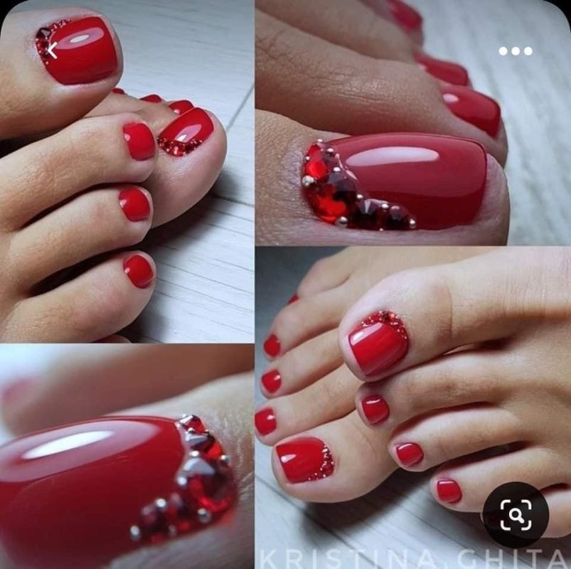 17 Idées de Pédicures Rouges Pour Embellir les Pieds 1 17 Idées de Pédicures Rouges Pour Embellir les Pieds 1