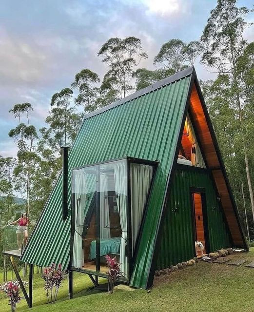 17 Idées Inspirantes pour Chalets de Jardin : Transformez Votre Espace Extérieur en un Havre de Paix 10 17 Idées Inspirantes pour Chalets de Jardin : Transformez Votre Espace Extérieur en un Havre de Paix 10