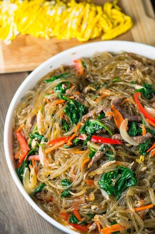 10 Recettes de nouilles coréennes incontournables pour les amateurs de cuisine Asiatique 7 10 Recettes de nouilles coréennes incontournables pour les amateurs de cuisine Asiatique 7