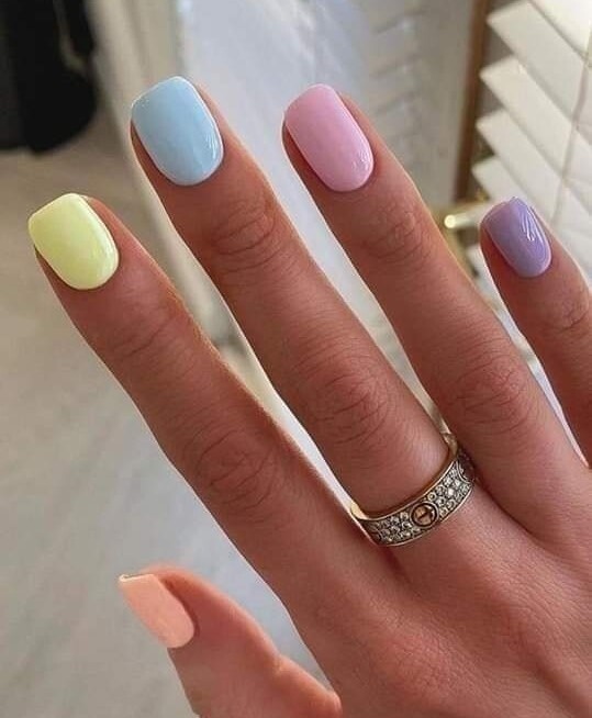 85 jolies idées pour décorer vos ongles 35 85 jolies idées pour décorer vos ongles 35