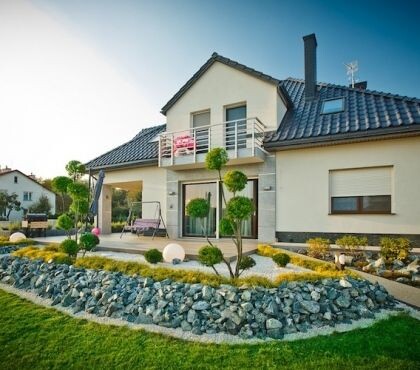 Top 10 idées d'aménagement pas cher pour la devanture de votre maison 7 Top 10 idées d'aménagement pas cher pour la devanture de votre maison 7