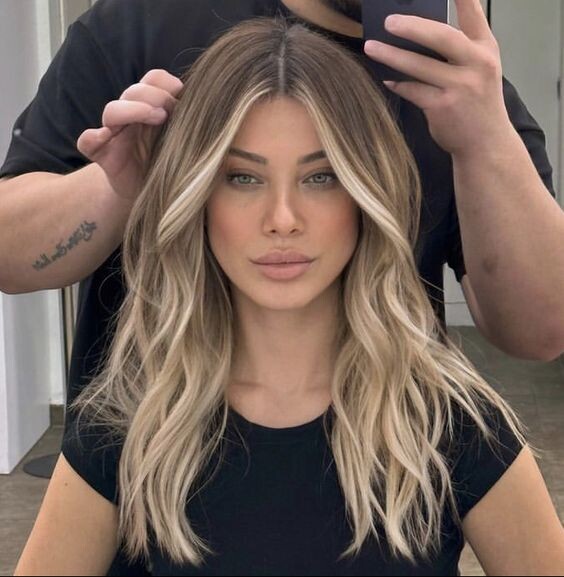 Contouring cheveux : Qu'est-ce que c'est et comment le faire 7 Contouring cheveux : Qu'est-ce que c'est et comment le faire 7