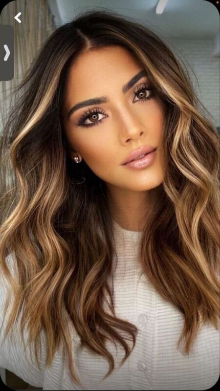 Contouring cheveux : Qu'est-ce que c'est et comment le faire 4 Contouring cheveux : Qu'est-ce que c'est et comment le faire 4