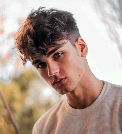 17 coupes de cheveux mi-longs pour hommes à adopter en 2024 16 17 coupes de cheveux mi-longs pour hommes à adopter en 2024 16