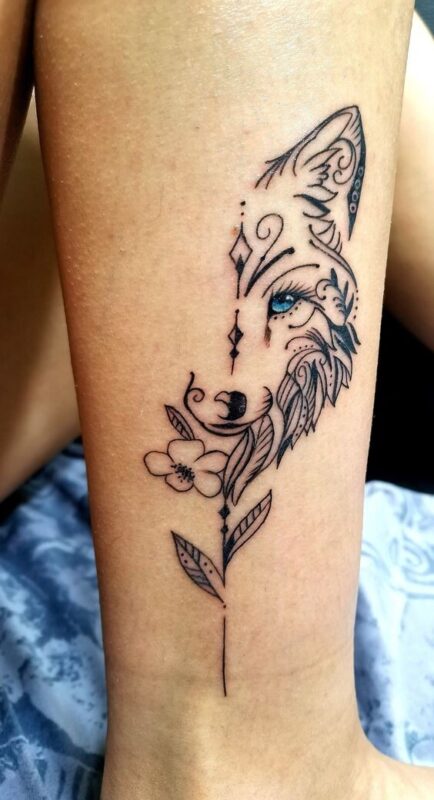 Tatouage loup : Nos 27 Plus Beaux Modèles & Leurs Significations 9 Tatouage loup : Nos 27 Plus Beaux Modèles & Leurs Significations 9