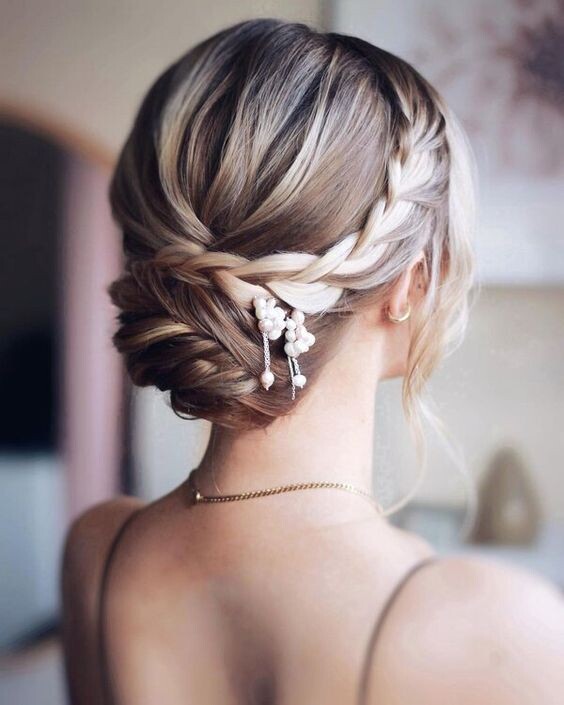 15 Coiffures de mariage avec chignon de mariée 3 15 Coiffures de mariage avec chignon de mariée 3