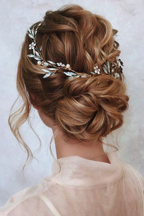 15 Coiffures de mariage avec chignon de mariée 6 15 Coiffures de mariage avec chignon de mariée 6
